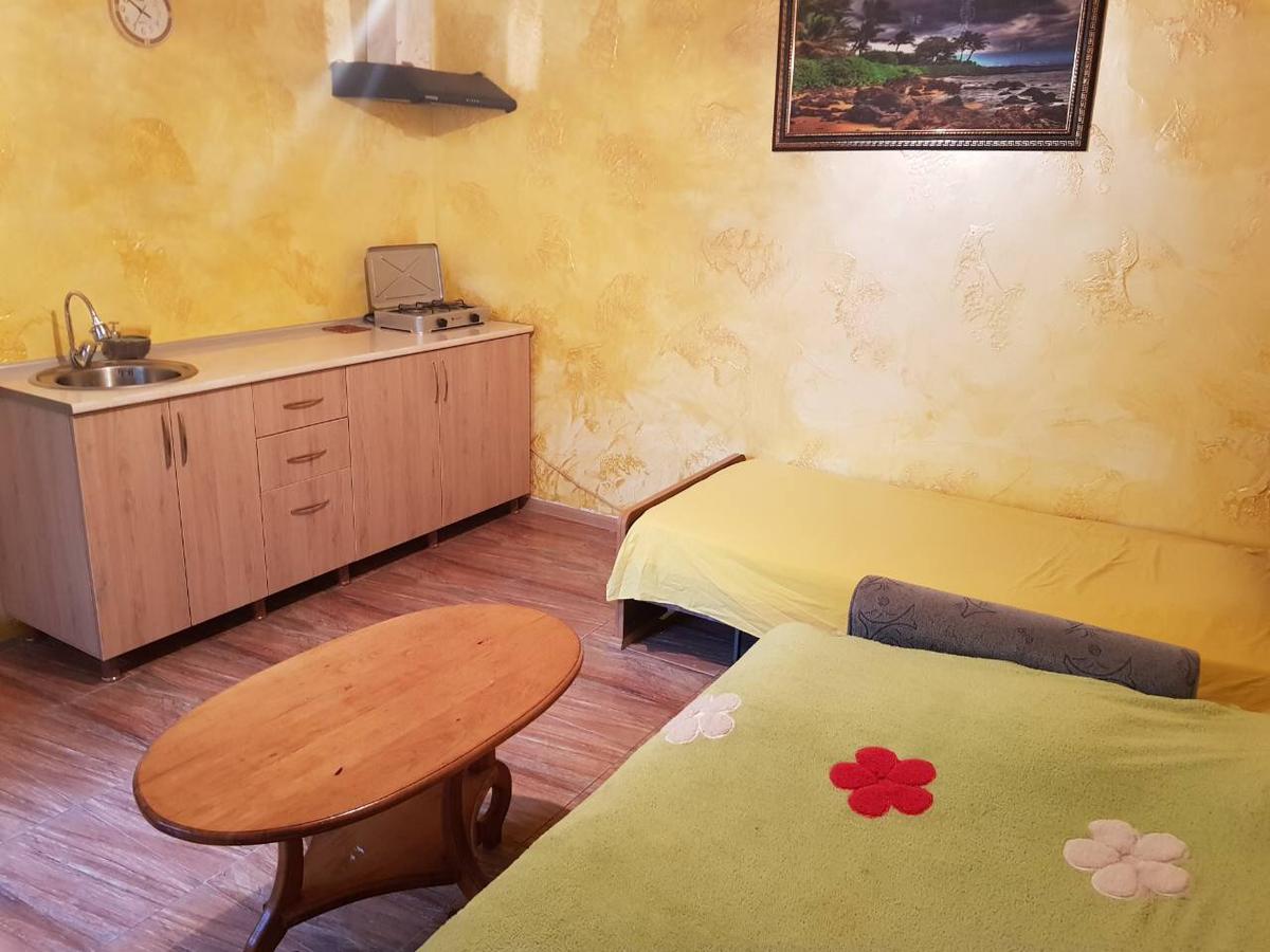Guest House Saba Μπατούμι Εξωτερικό φωτογραφία