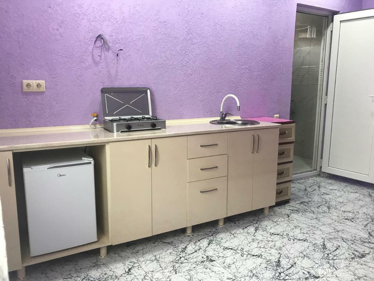 Guest House Saba Μπατούμι Εξωτερικό φωτογραφία